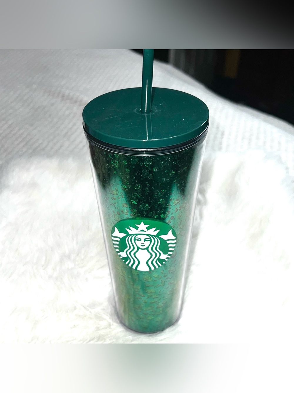 Starbucks Tumbler Cup Green Glitter 24 fl oz Venti Holiday 2019